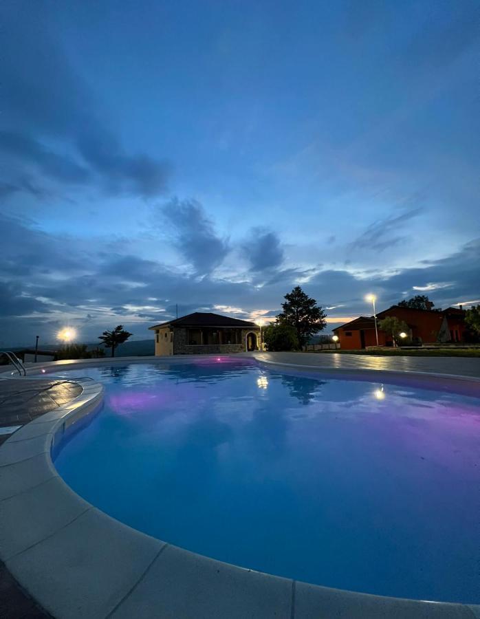 Truni Farm Country House Bed and Breakfast Bisaccia Esterno foto