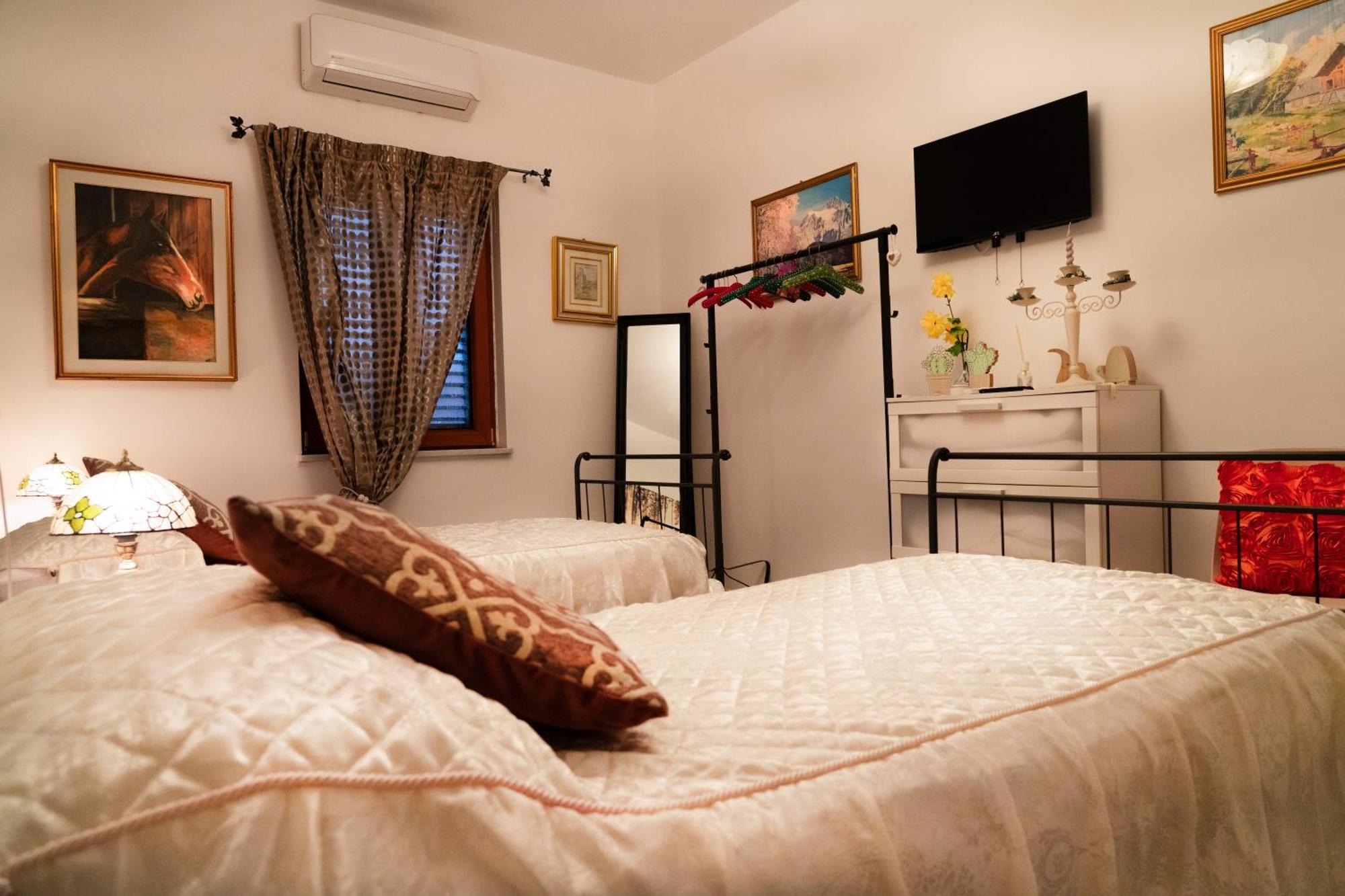 Truni Farm Country House Bed and Breakfast Bisaccia Camera foto